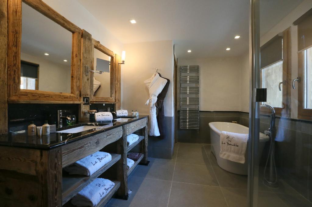 La Bouitte - Hotel Relais & Chateaux แซ็ง-มาร์แต็ง-เดอ-แบลวีย์ ภายนอก รูปภาพ