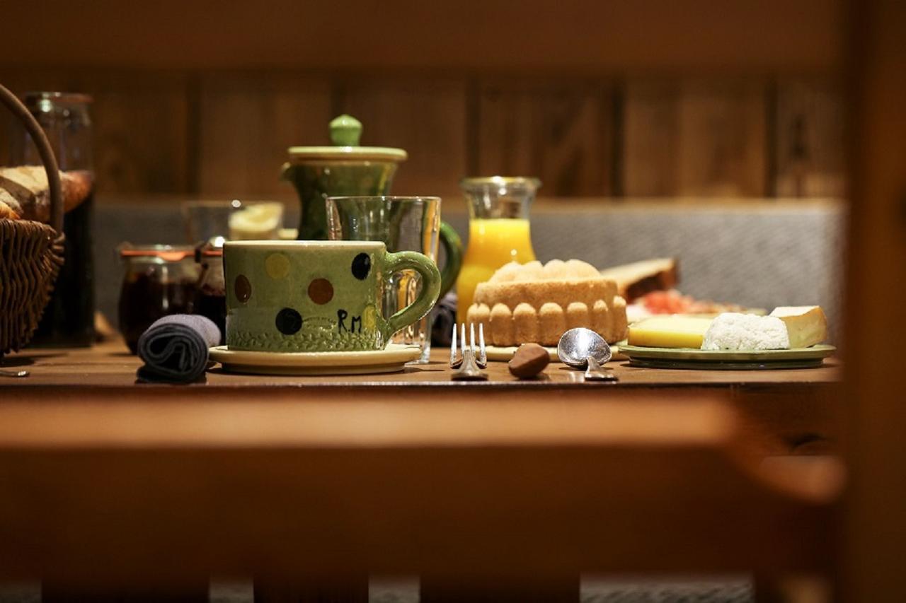 La Bouitte - Hotel Relais & Chateaux แซ็ง-มาร์แต็ง-เดอ-แบลวีย์ ภายนอก รูปภาพ